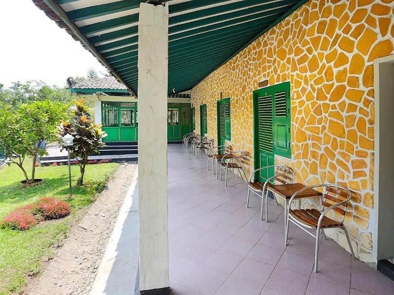 Super Oyo 1959 Penginapan Kepurun Pawana Indonesia Sleman  Kültér fotó